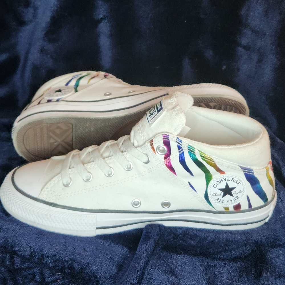Chuck Taylor All Star Madison Mid Converse Junior size 5.5 Womens Size 7.5 - Picture 9 of 12